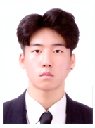 김동건