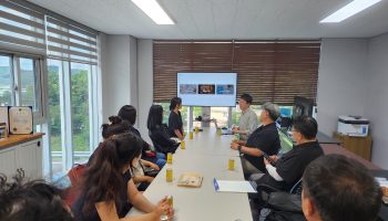 문경대학교 농산업마케팅과, 영천서 '지역정착 맞춤형' 현장견학 실시 - 코리아식품·㈜전경 토마토농장 방문